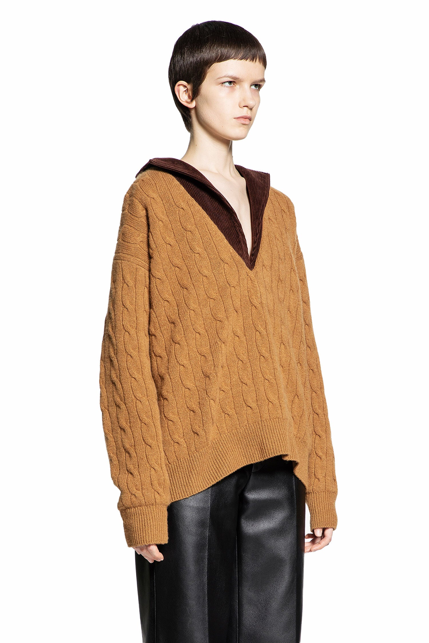 LOEWE WOMAN BROWN KNITWEAR