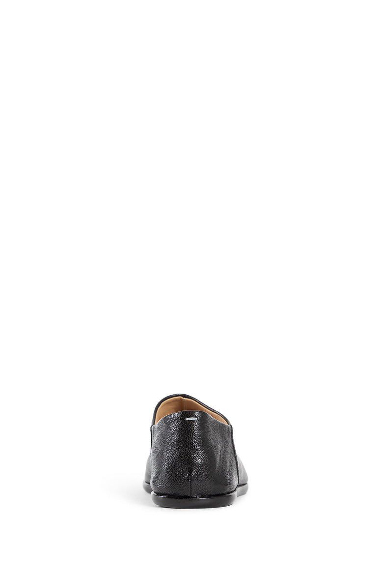 MAISON MARGIELA MAN BLACK LOAFERS & FLATS