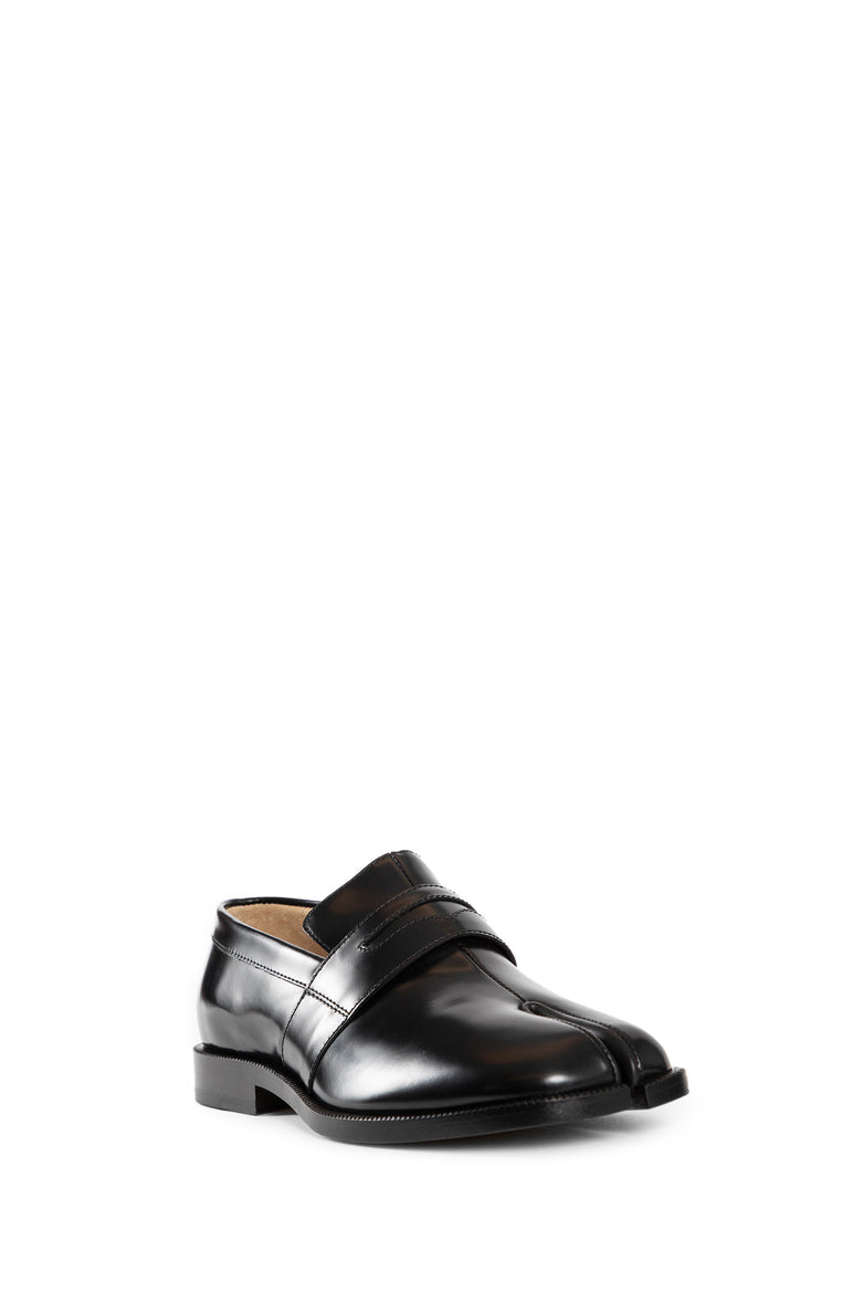 MAISON MARGIELA MAN BLACK LOAFERS & FLATS