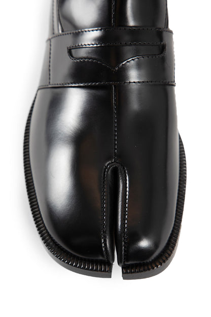 MAISON MARGIELA MAN BLACK LOAFERS & FLATS