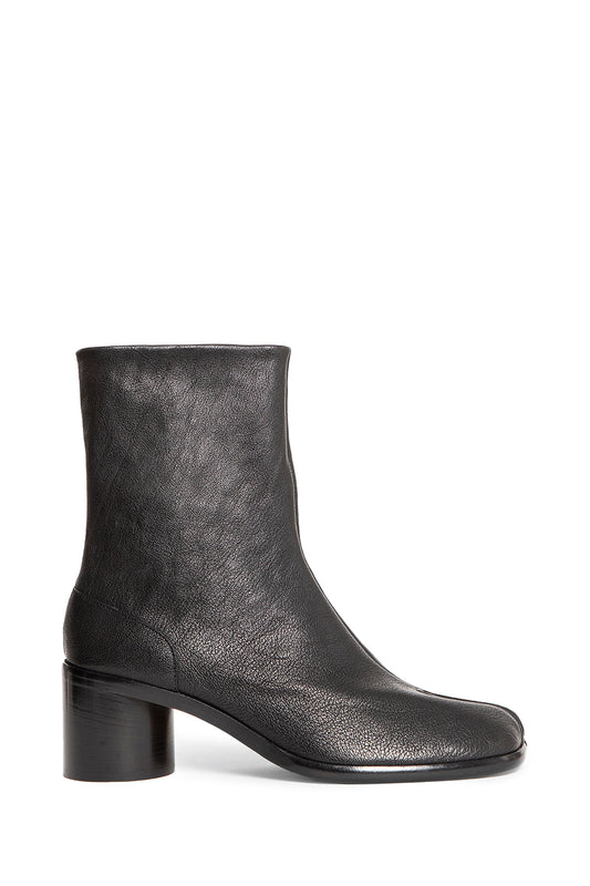 MAISON MARGIELA MAN BLACK BOOTS