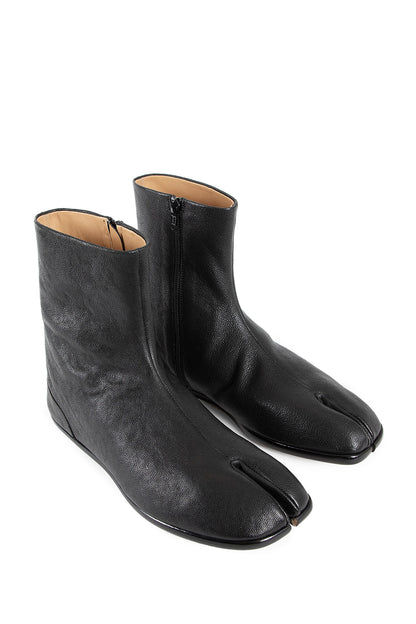 MAISON MARGIELA MAN BLACK BOOTS