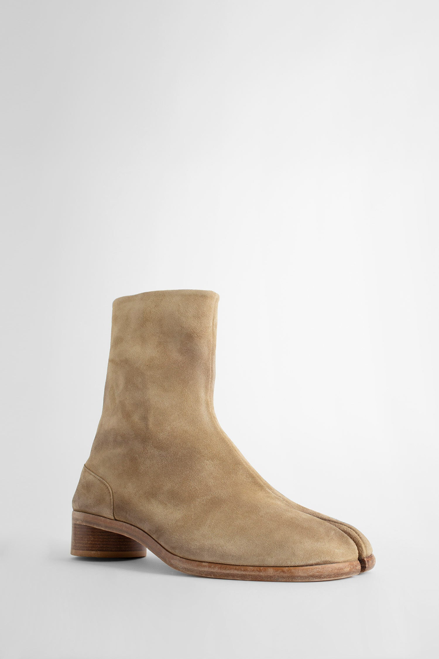 MAISON MARGIELA MAN BEIGE BOOTS MAISON MARGIELA BOOTS Antonioli