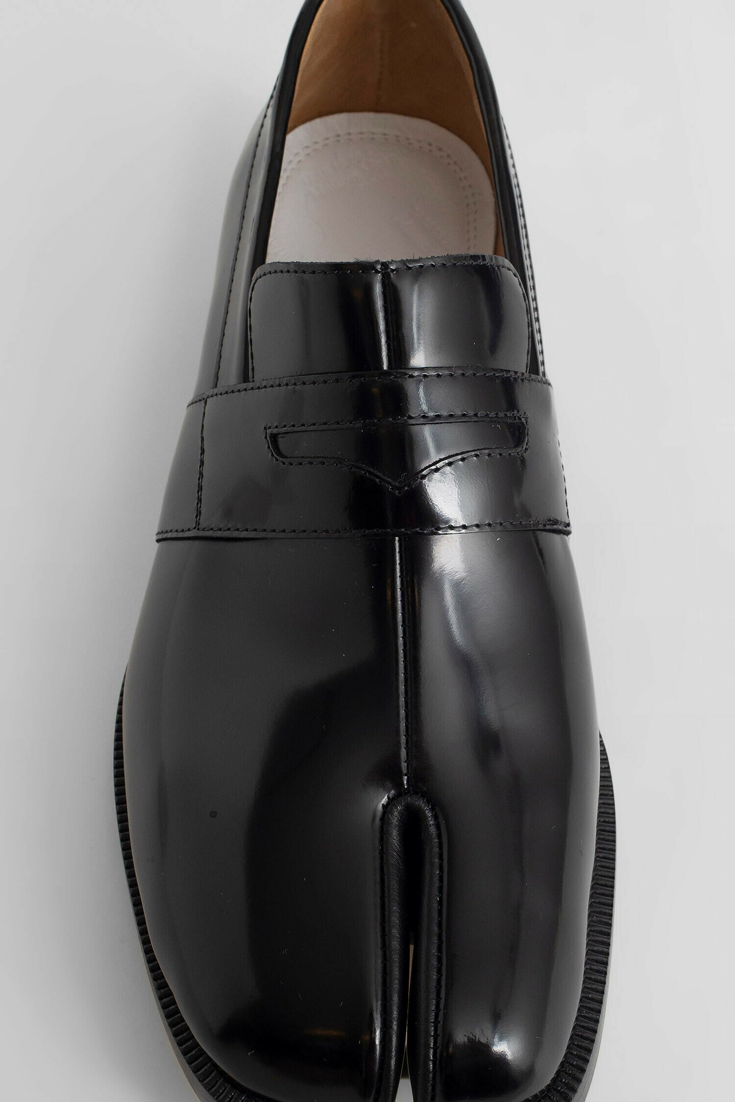 MAISON MARGIELA WOMAN BLACK FLATS