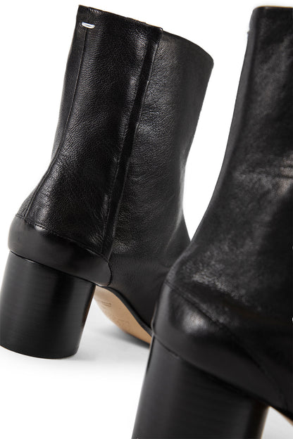 MAISON MARGIELA WOMAN BLACK BOOTS