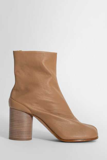 MAISON MARGIELA WOMAN BROWN BOOTS