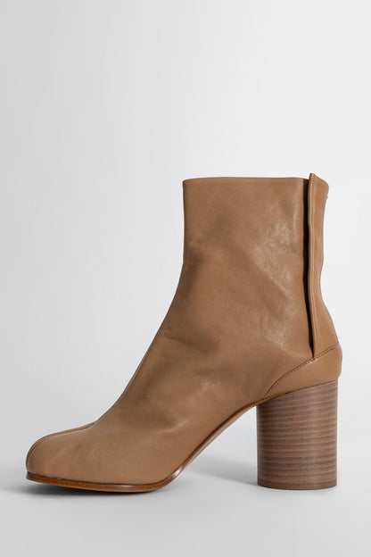 MAISON MARGIELA WOMAN BROWN BOOTS