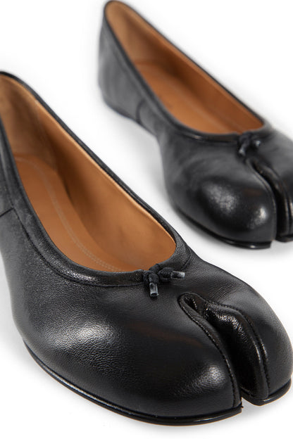 MAISON MARGIELA WOMAN BLACK FLATS