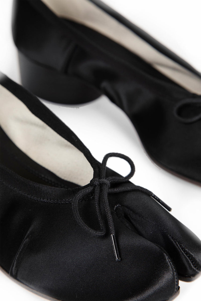 Tabi Satin Heeled Ballerinas