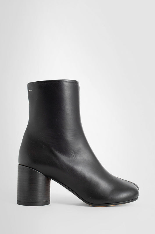 MM6 MAISON MARGIELA WOMAN BLACK BOOTS