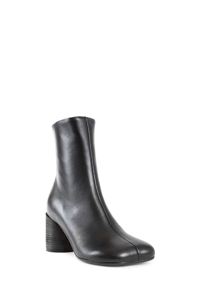 MM6 MAISON MARGIELA WOMAN BLACK BOOTS