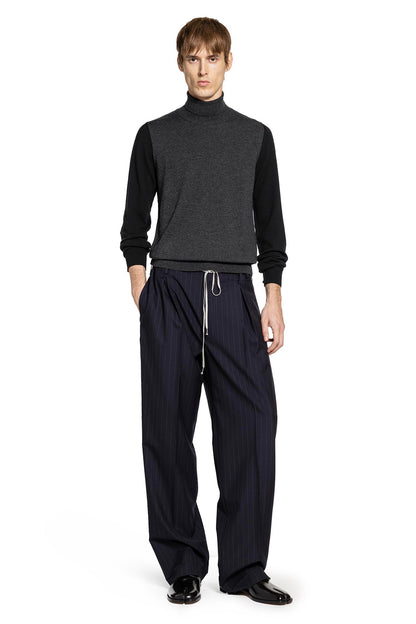 Two-Tone Wool Turtleneck Sweater