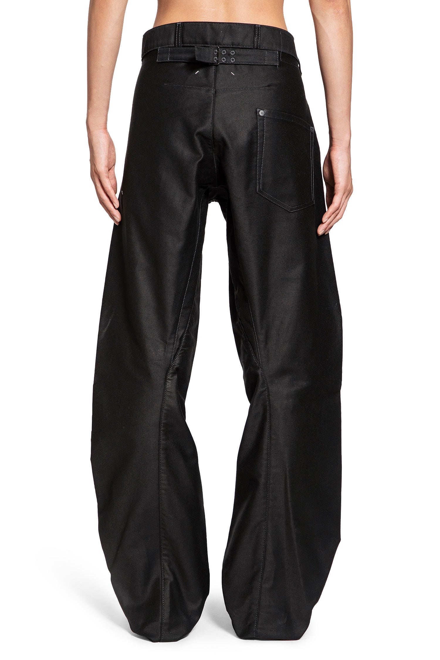 MAISON MARGIELA MAN BLACK TROUSERS