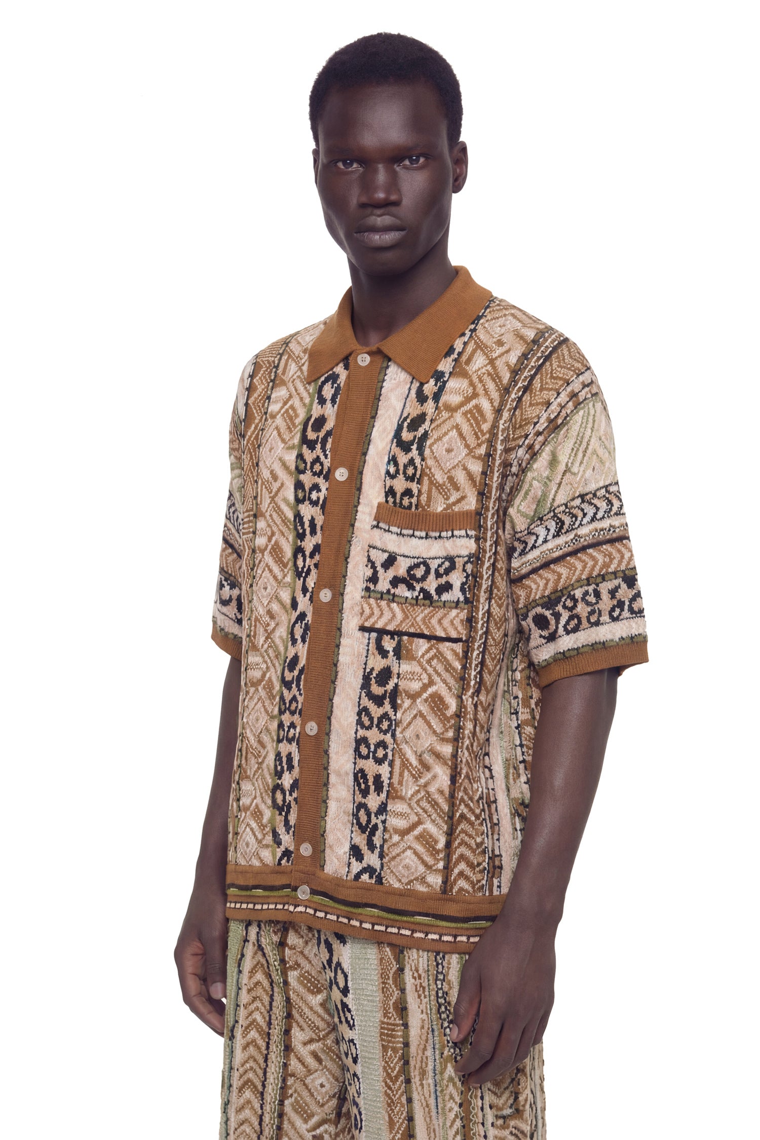 Graphic Knit Short Sleeve Shirt