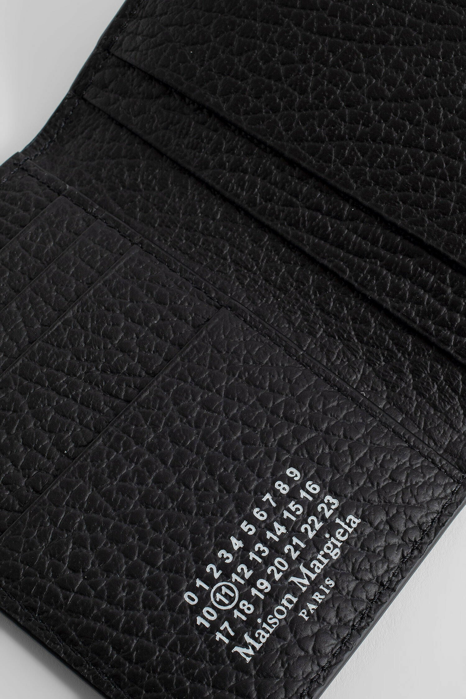 MAISON MARGIELA MAN BLACK WALLETS & CARDHOLDERS