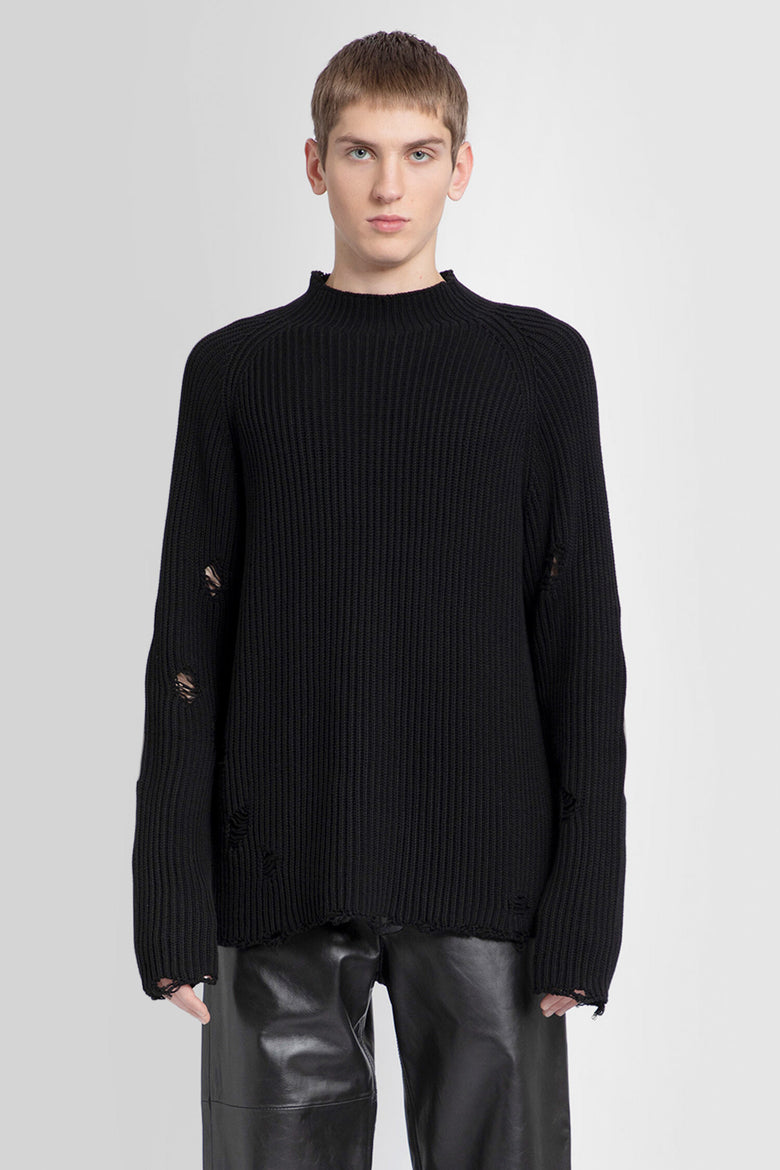 MM6 MAISON MARGIELA MAN BLACK KNITWEAR