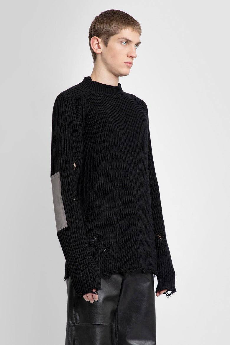 MM6 MAISON MARGIELA MAN BLACK KNITWEAR