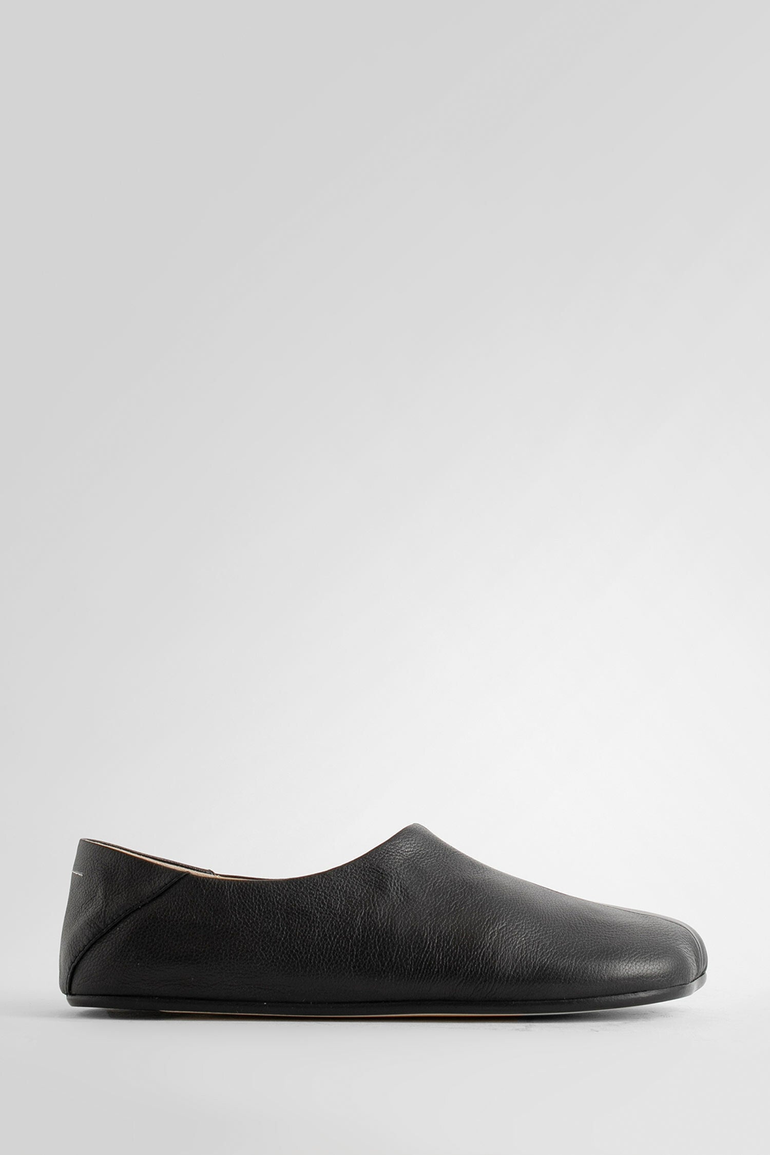 MM6 MAISON MARGIELA MAN BLACK LOAFERS & FLATS