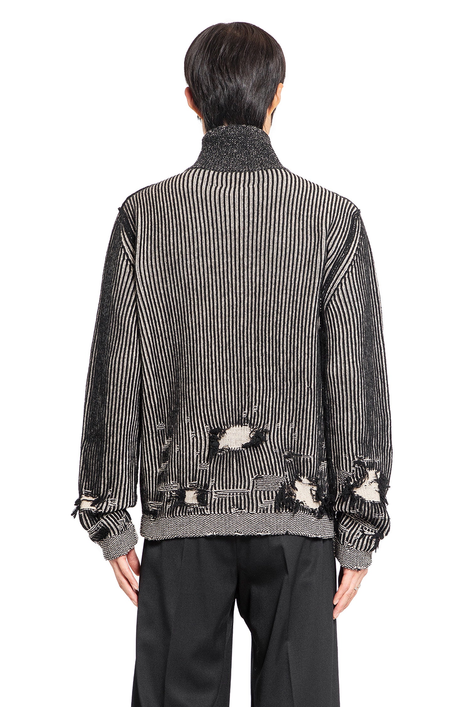 MM6 MAISON MARGIELA MAN BLACK&WHITE KNITWEAR