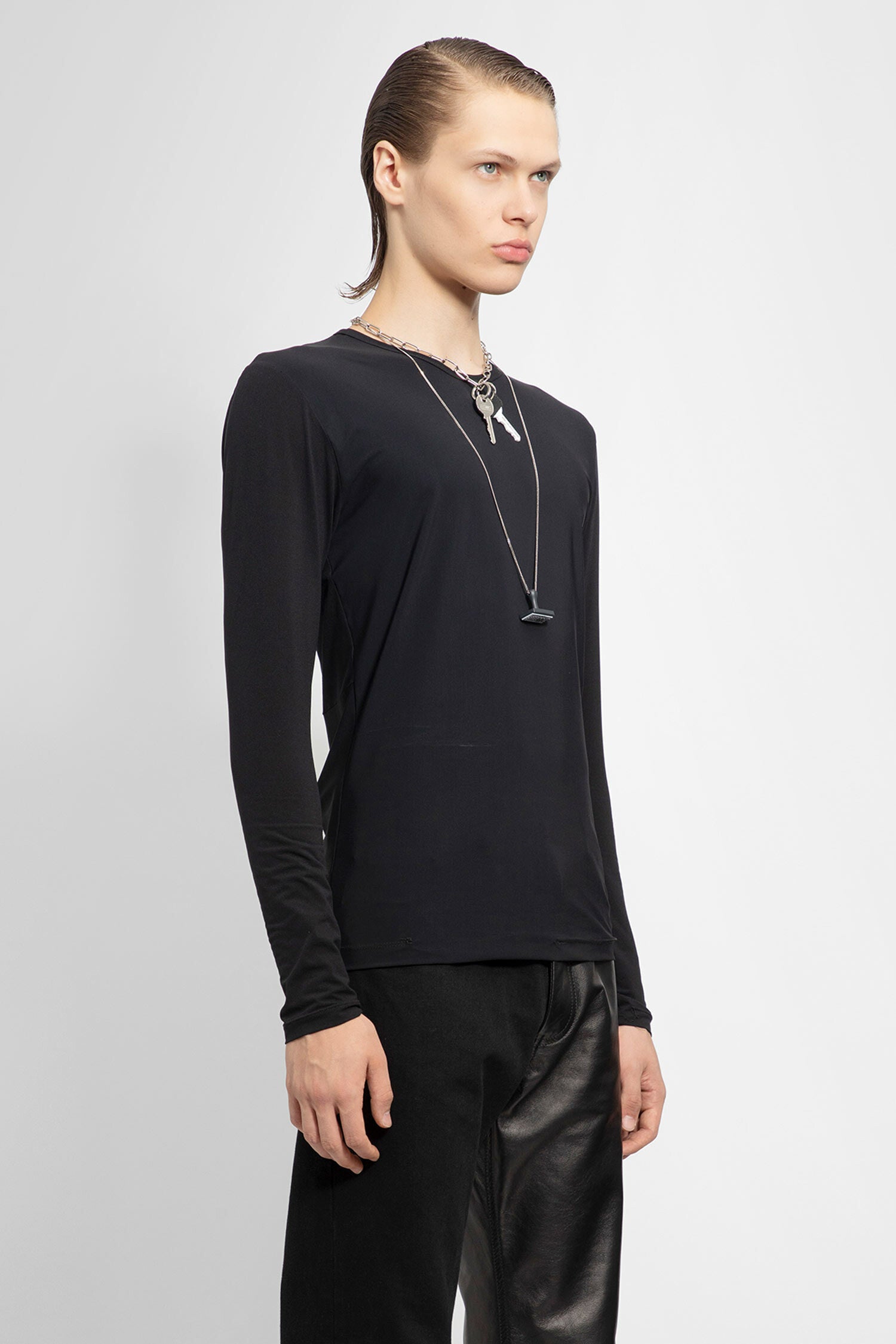 MM6 MAISON MARGIELA MAN BLACK T-SHIRTS