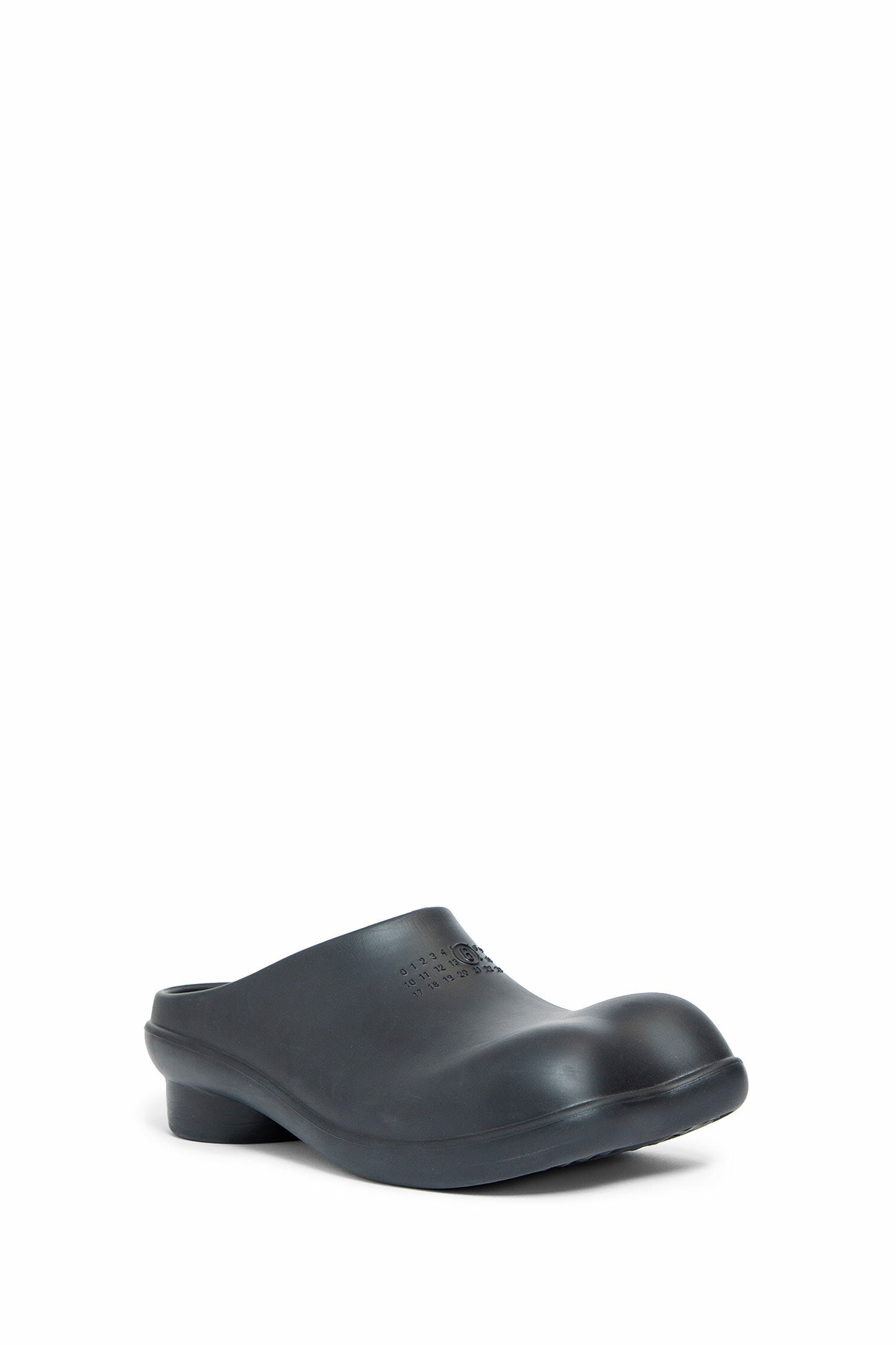 MM6 MAISON MARGIELA MAN BLACK MULES