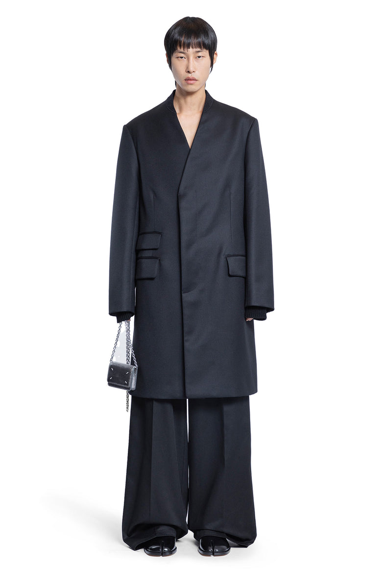 MAISON MARGIELA MAN BLACK COATS