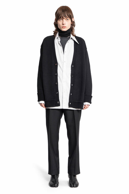 MAISON MARGIELA MAN BLACK KNITWEAR