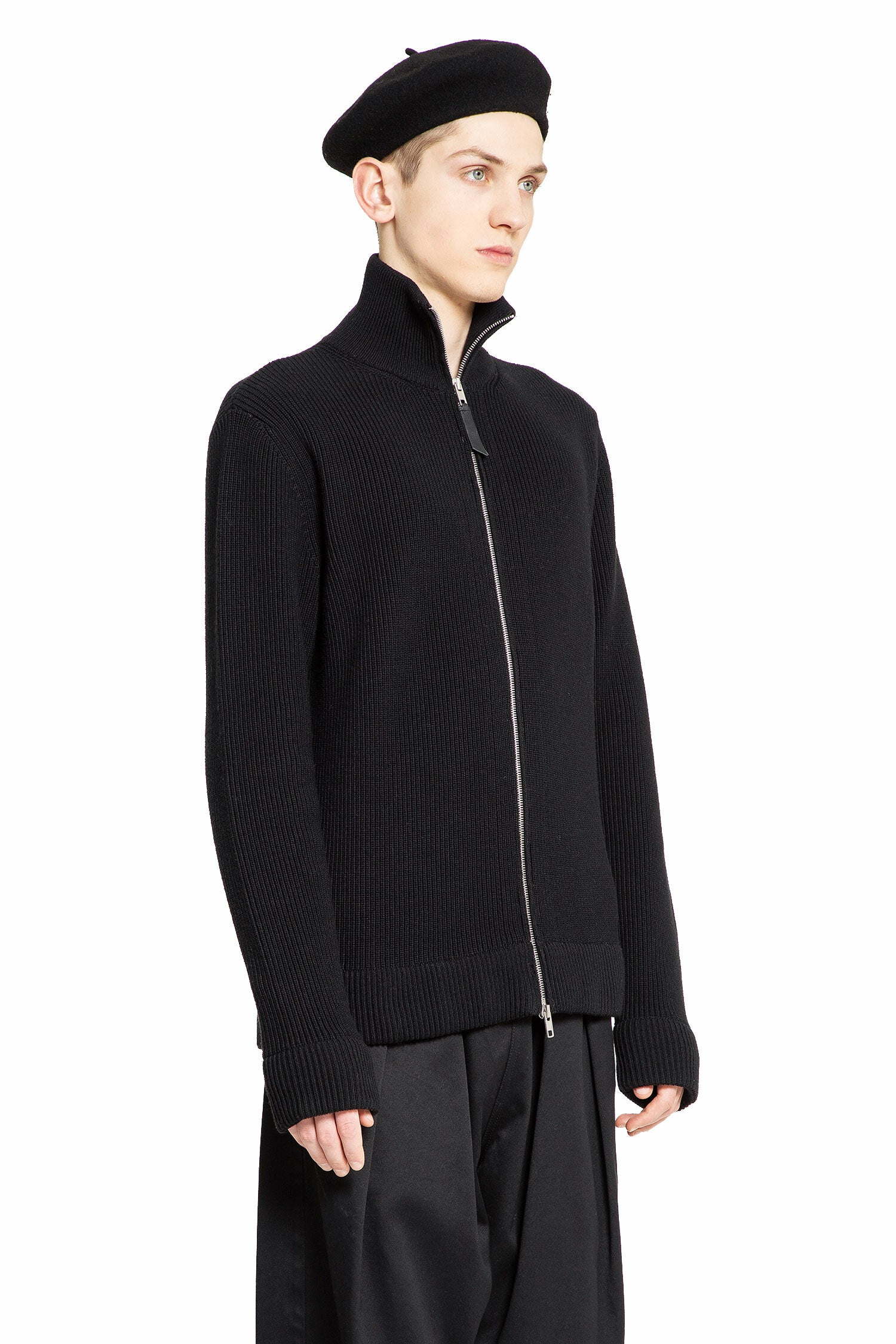 MAISON MARGIELA MAN BLACK KNITWEAR