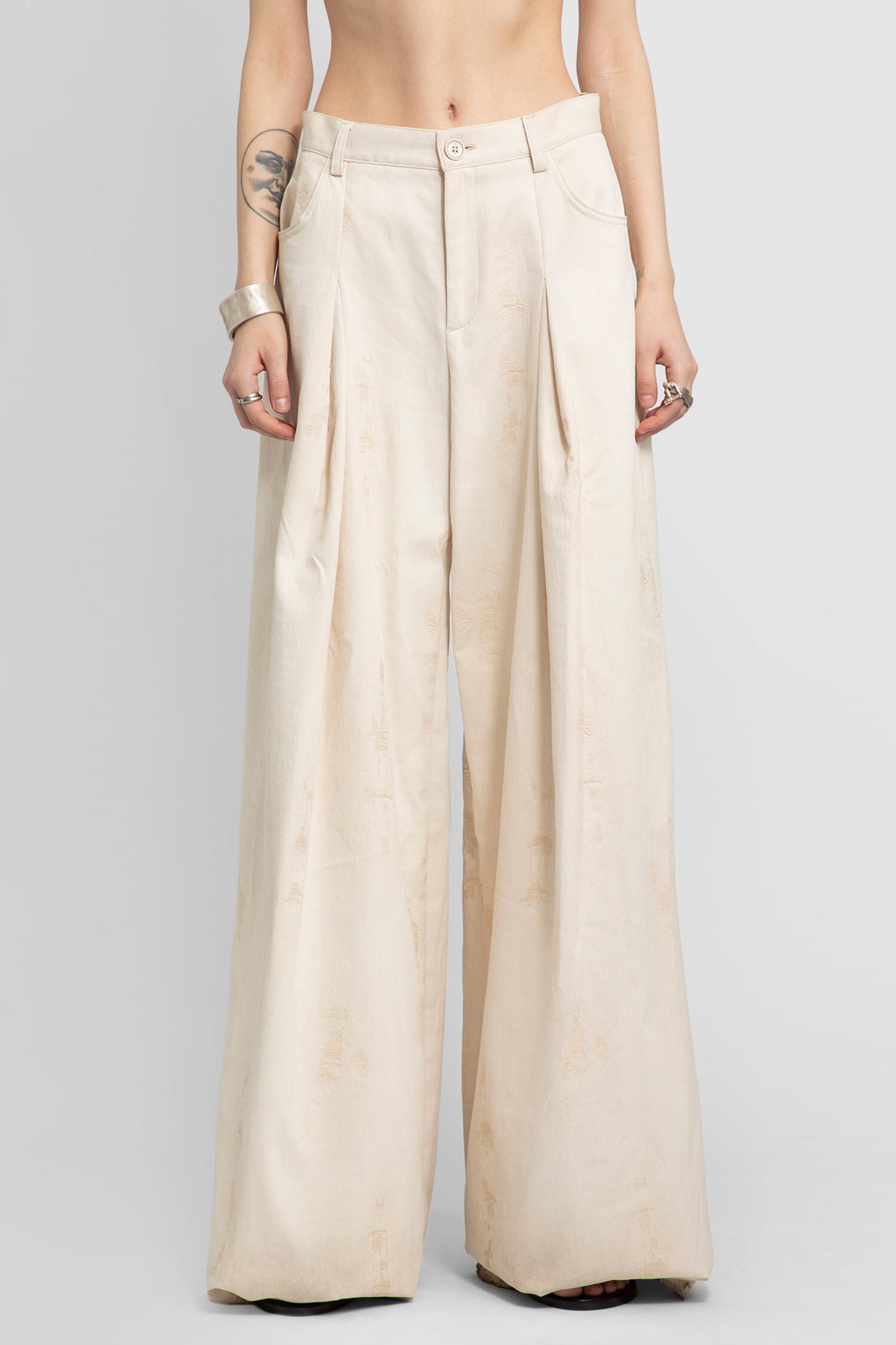 LISA VON TANG WOMAN BEIGE TROUSERS