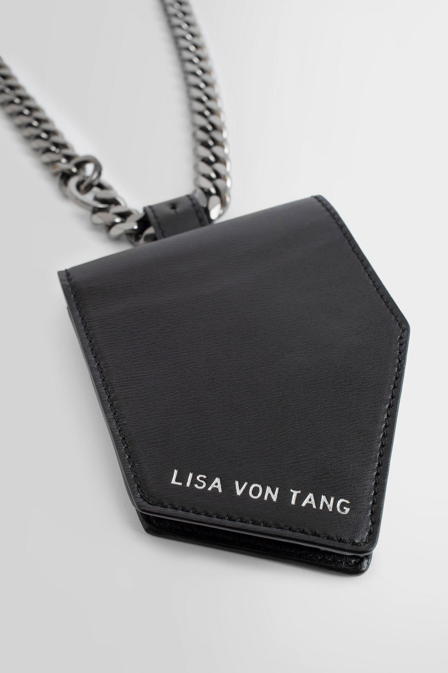 LISA VON TANG WOMAN BLACK CROSSBODY BAGS