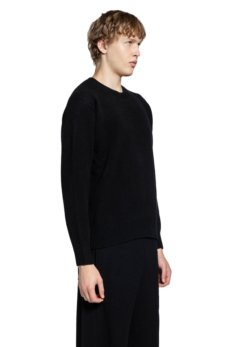 SSSTEIN UNISEX BLACK KNITWEAR