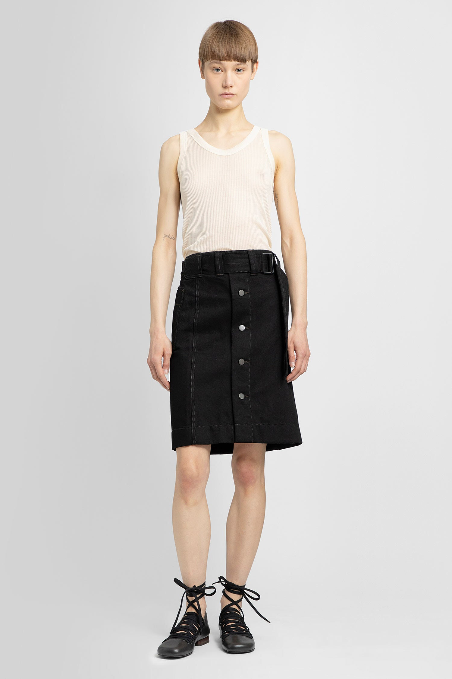 LEMAIRE WOMAN OFF-WHITE T-SHIRTS & TANK TOPS