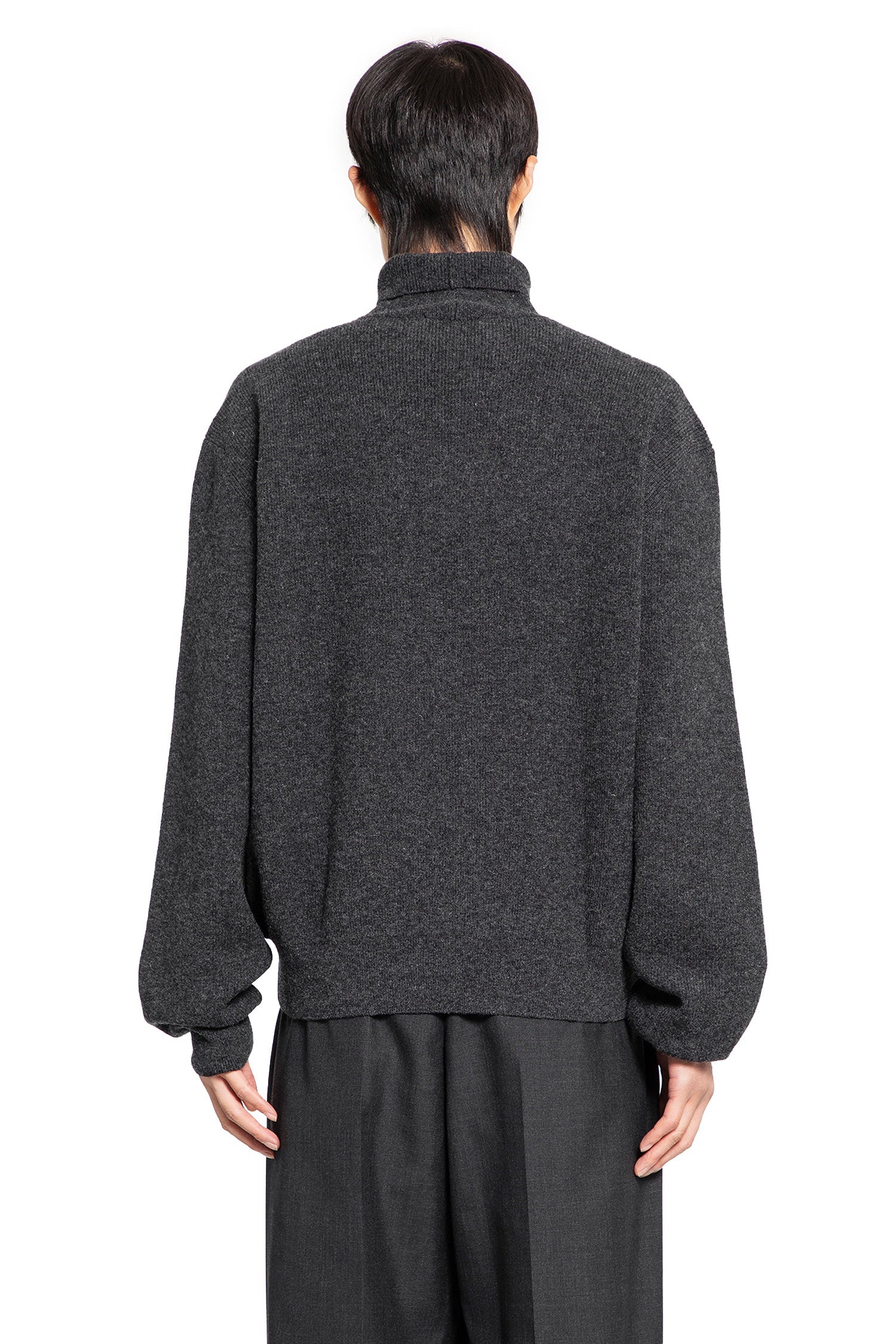 LEMAIRE MAN GREY KNITWEAR