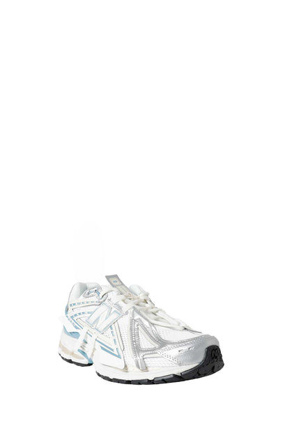 1906A Sneakers