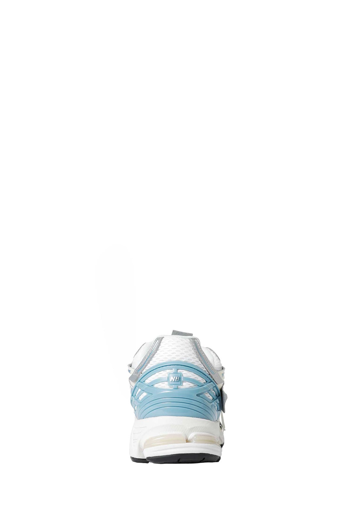 1906A Sneakers