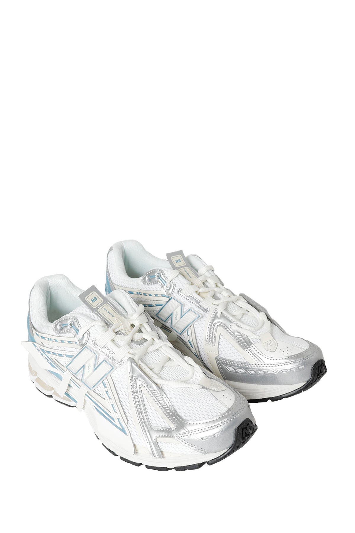 1906A Sneakers