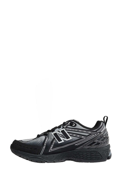 1906E Sneakers