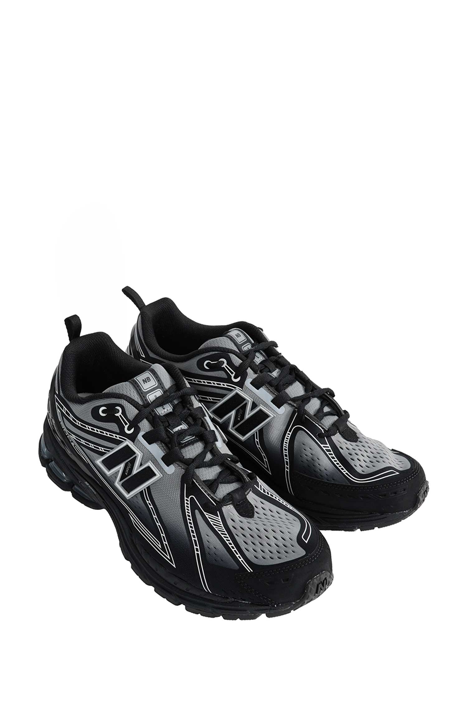 1906E Sneakers