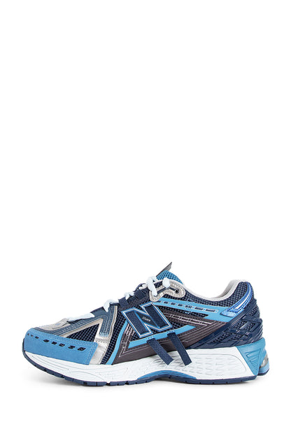 NEW BALANCE UNISEX BLUE SNEAKERS