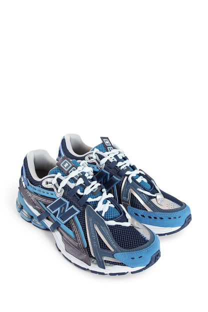 NEW BALANCE UNISEX BLUE SNEAKERS