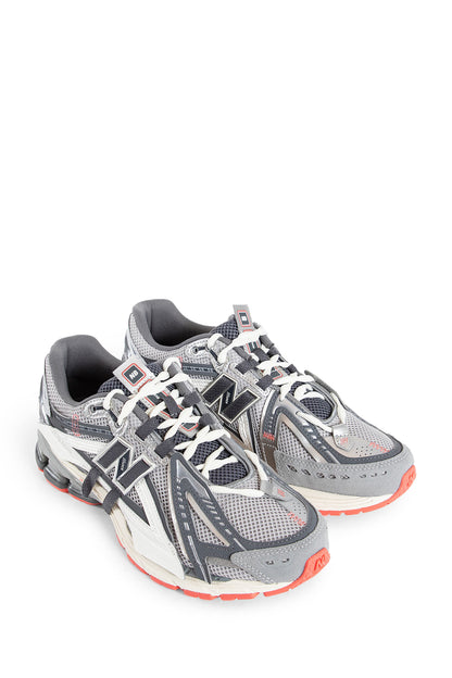 NEW BALANCE UNISEX GREY SNEAKERS