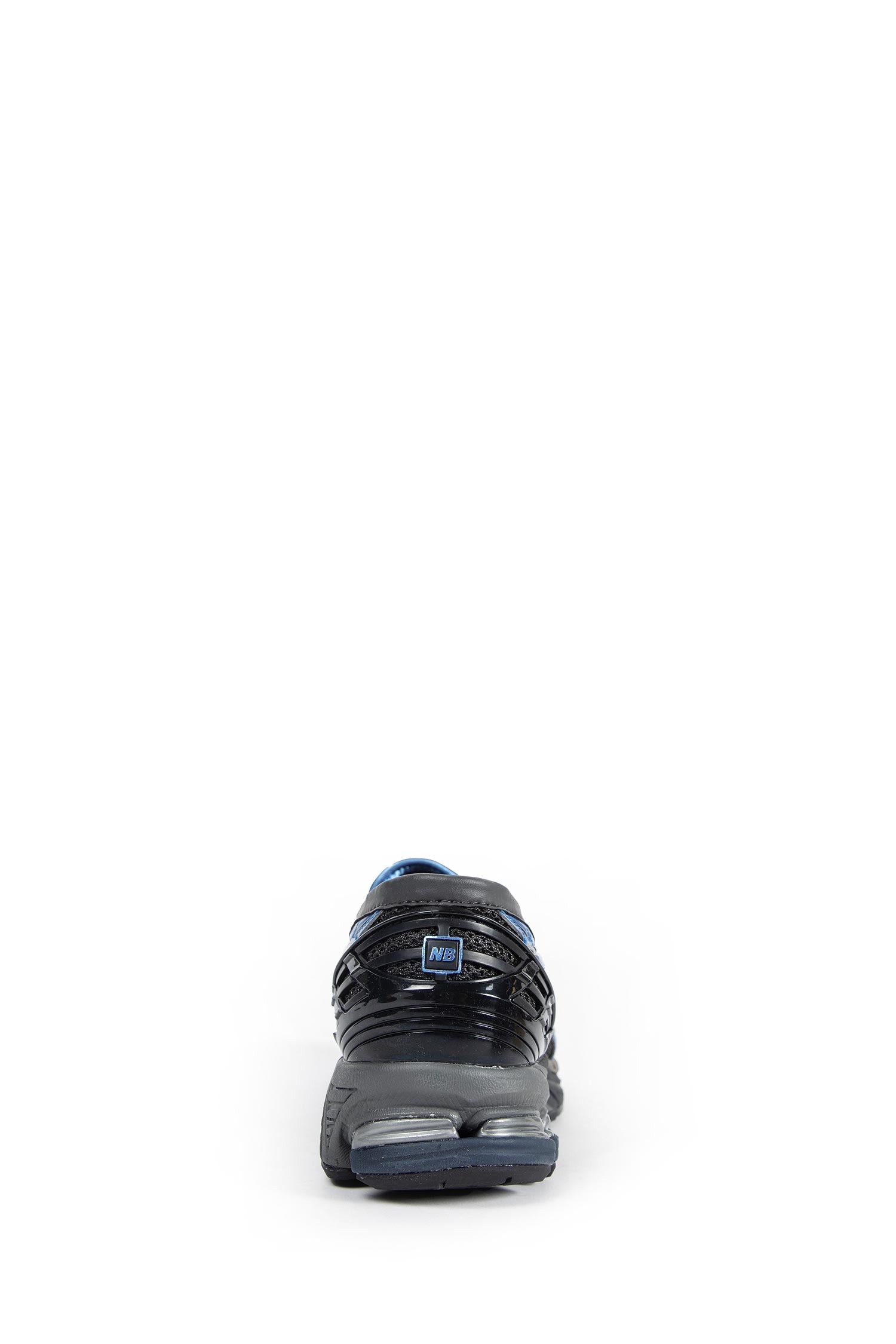1906l Sneakers