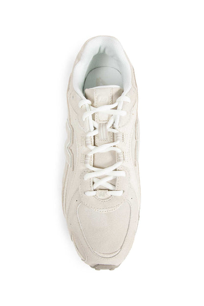 204L Sneakers