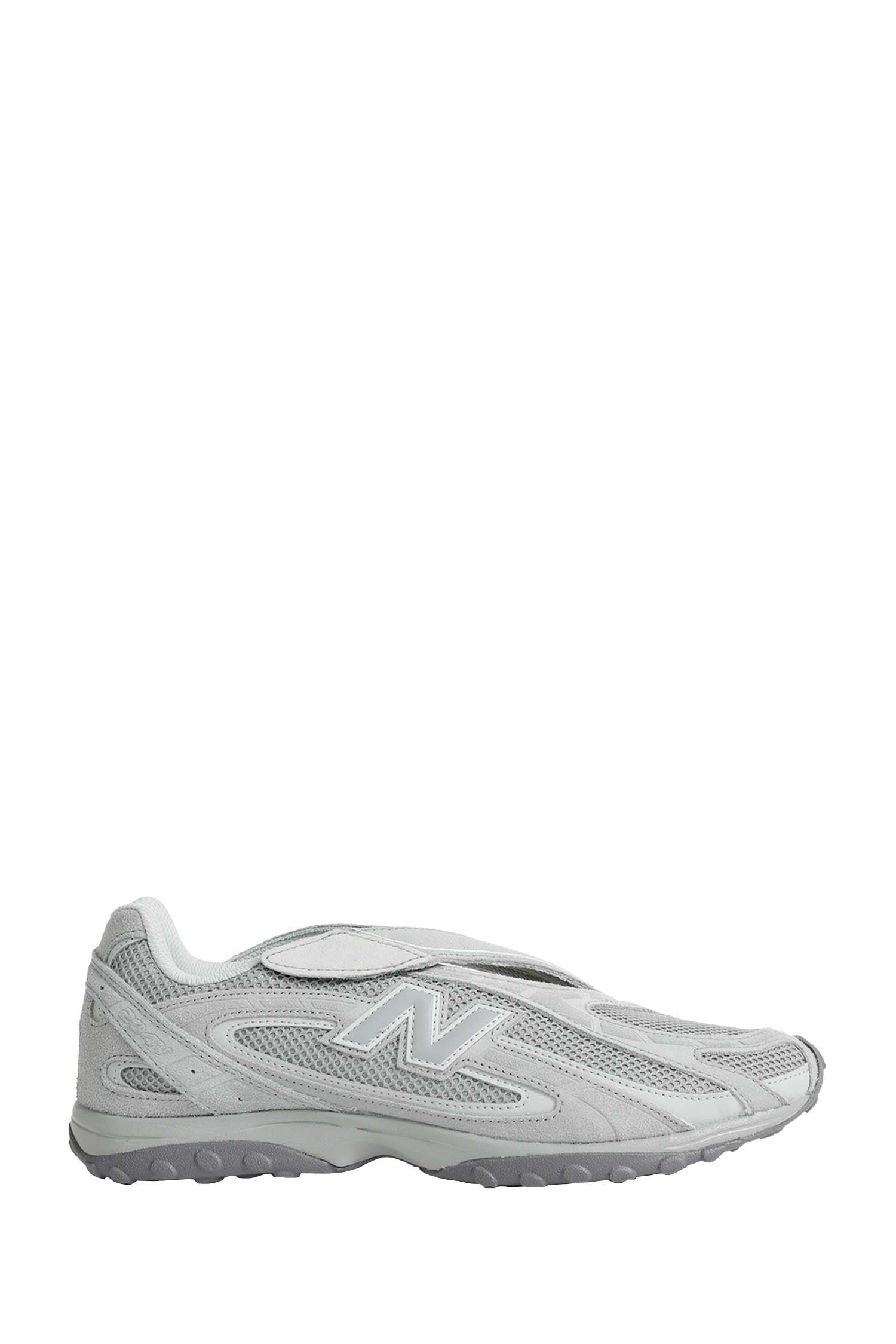 204V Sneakers