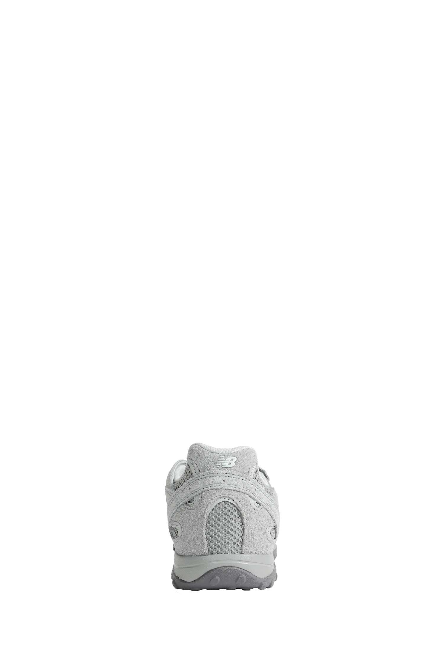 NEW BALANCE 204V Sneakers unisex