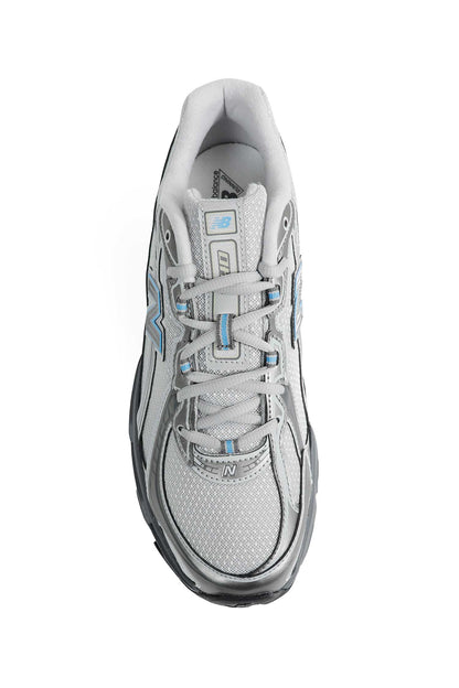 740 Sneakers