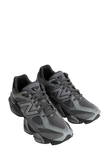 9060 Sneakers