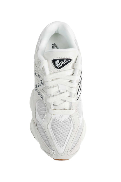 9060 Sneakers