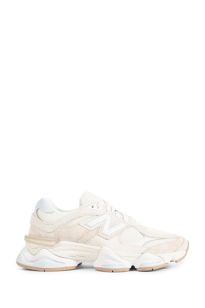 U9060 Sneakers