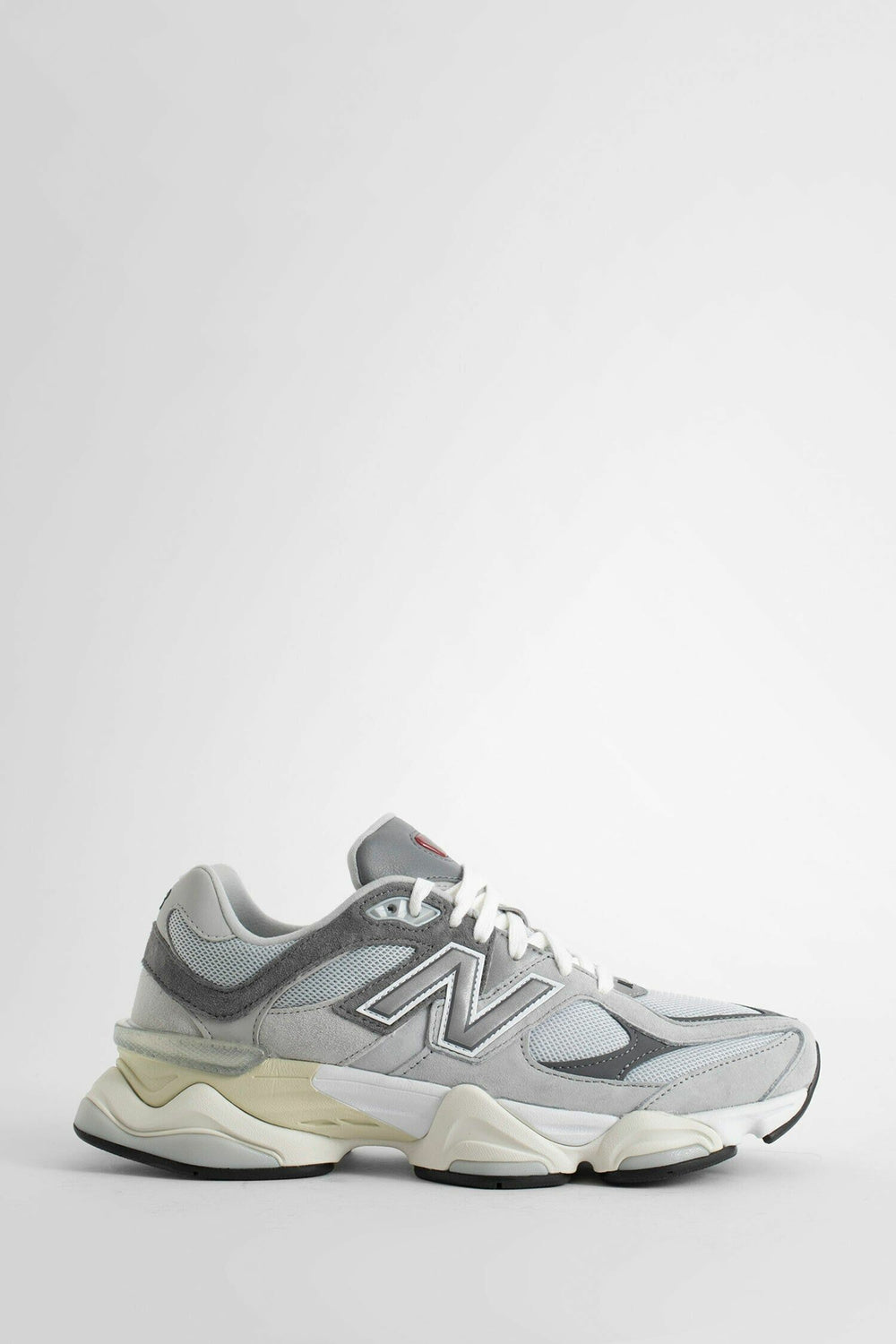 NEW BALANCE UNISEX GREY SNEAKERS